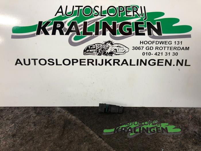 Gebruikte Luchtmassameter BMW 3 serie Compact (E46/5) 318ti 16V Prijs € 25,00 Margeregeling aangeboden door Autosloperij Kralingen B.V.