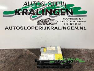 Gebruikte Radio CD Speler BMW 3 serie Compact (E46/5) 318ti 16V Prijs € 50,00 Margeregeling aangeboden door Autosloperij Kralingen B.V.