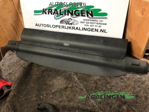 Gebruikte Dekzeil Bagageruimte Volvo V50 (MW) 1.6 D 16V Prijs € 100,00 Margeregeling aangeboden door Autosloperij Kralingen B.V.