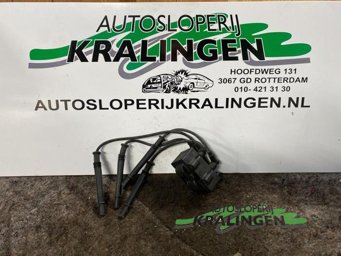 Gebruikte Bobine Renault Clio III Estate/Grandtour (KR) 1.2 16V TCE 100 Prijs € 50,00 Margeregeling aangeboden door Autosloperij Kralingen B.V.