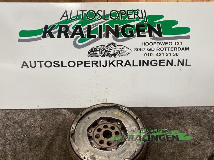 Gebruikte Vliegwiel Citroen C4 Coupé (LA) 2.0 HDi 16V Prijs € 150,00 Margeregeling aangeboden door Autosloperij Kralingen B.V.