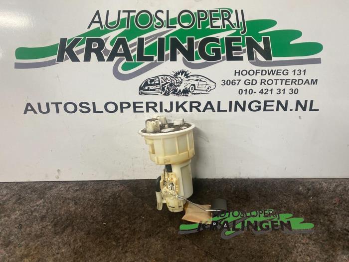 Gebruikte Benzinepomp Kia Rio II (DE) 1.4 16V Prijs € 34,98 Margeregeling aangeboden door Autosloperij Kralingen B.V.