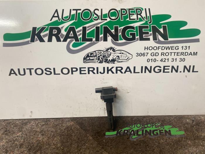 Gebruikte Pen Bobine Mercedes CLK (C208) 2.0 200 16V Prijs € 25,00 Margeregeling aangeboden door Autosloperij Kralingen B.V.