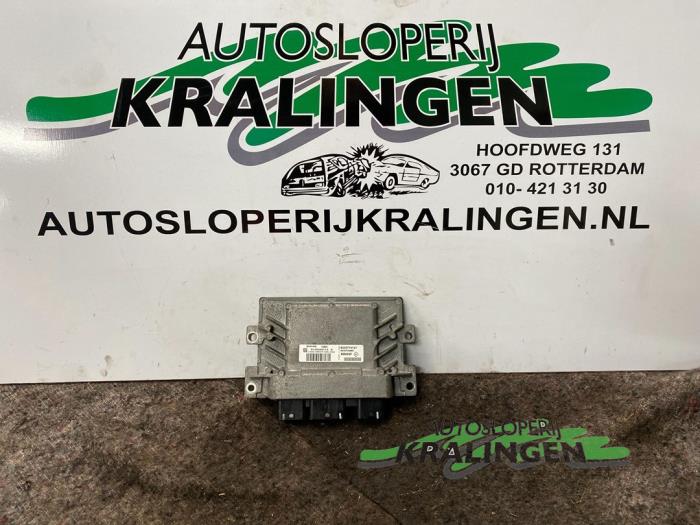 Gebruikte Computer Motormanagement Renault Twingo II (CN) 1.2 Prijs € 14,00 Margeregeling aangeboden door Autosloperij Kralingen B.V.