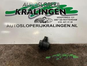 Gebruikte Luchtmassameter Volkswagen Bora (1J2) 2.0 Prijs € 25,00 Margeregeling aangeboden door Autosloperij Kralingen B.V.