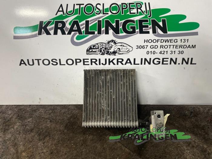 Gebruikte Airco Condensor Renault Twingo II (CN) 1.2 Prijs € 14,99 Margeregeling aangeboden door Autosloperij Kralingen B.V.