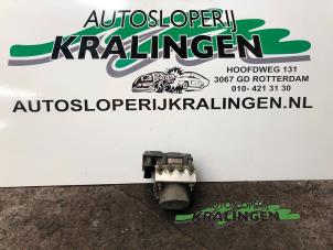 Gebruikte ABS Pomp Peugeot 107 1.0 12V Prijs € 19,99 Margeregeling aangeboden door Autosloperij Kralingen B.V.