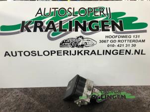 Gebruikte ABS Pomp Opel Astra H (L48) 1.8 16V Prijs € 50,00 Margeregeling aangeboden door Autosloperij Kralingen B.V.