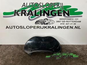 Gebruikte Kilometerteller KM Toyota Avensis Wagon (T25/B1E) 2.2 D-4D 16V Prijs € 50,00 Margeregeling aangeboden door Autosloperij Kralingen B.V.
