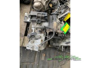 Gebruikte Versnellingsbak Seat Leon (1M1) 1.9 SDI 68 Prijs € 150,00 Margeregeling aangeboden door Autosloperij Kralingen B.V.