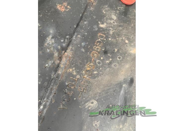 Subframe van een Ford Mondeo V Wagon 1.5 TDCi 2015