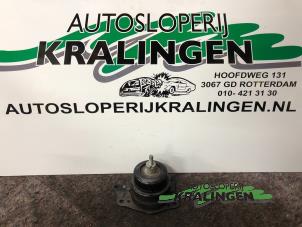 Gebruikte Motorsteun Volkswagen Polo V (6R) 1.2 12V BlueMotion Technology Prijs € 35,00 Margeregeling aangeboden door Autosloperij Kralingen B.V.