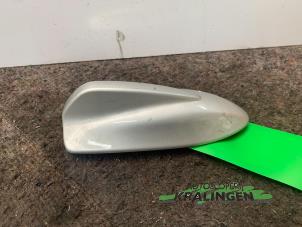 Gebruikte Antenne Volvo V70 (BW) 2.4 D4 20V AWD Prijs € 25,00 Margeregeling aangeboden door Autosloperij Kralingen B.V.