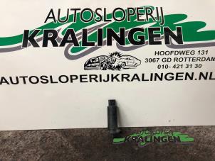 Gebruikte Koplamp Sproeier Volkswagen Golf VI (5K1) Prijs € 25,00 Margeregeling aangeboden door Autosloperij Kralingen B.V.
