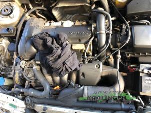 Gebruikte Versnellingsbak Volvo S40 (VS) 2.0 16V Turbo Prijs € 300,00 Margeregeling aangeboden door Autosloperij Kralingen B.V.