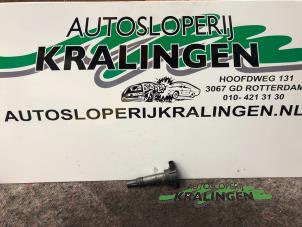 Gebruikte Pen Bobine Mitsubishi Colt (Z2/Z3) 1.3 16V Prijs € 9,99 Margeregeling aangeboden door Autosloperij Kralingen B.V.