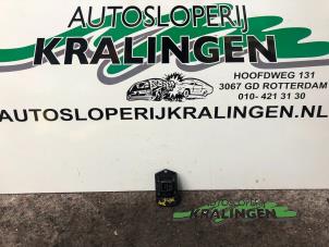 Gebruikte Kachel Weerstand Toyota Yaris (P1) 1.5 T Sport 16V VVT-i Prijs € 25,00 Margeregeling aangeboden door Autosloperij Kralingen B.V.