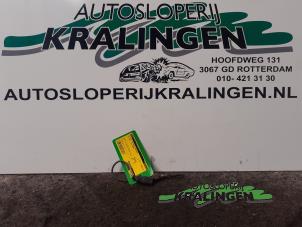 Gebruikte Uitlaat temperatuursensor Volkswagen Golf V (1K1) 1.6 FSI 16V Prijs € 29,99 Margeregeling aangeboden door Autosloperij Kralingen B.V.