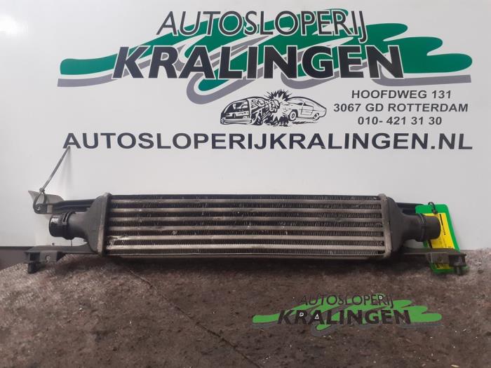 Gebruikte Intercooler Opel Corsa D 1.3 CDTi 16V ecoFLEX Prijs € 70,00 Margeregeling aangeboden door Autosloperij Kralingen B.V.