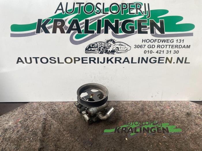 Gebruikte Servopomp Ford Transit Connect 1.8 TDCi 90 Prijs € 50,00 Margeregeling aangeboden door Autosloperij Kralingen B.V.