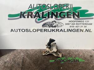 Gebruikte Oliepomp Volkswagen Golf V (1K1) 1.6 Prijs € 75,00 Margeregeling aangeboden door Autosloperij Kralingen B.V.