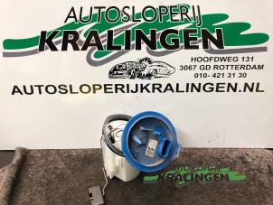 Gebruikte Benzinepomp Volkswagen Polo VI (AW1) 1.0 TSI 12V Prijs € 29,99 Margeregeling aangeboden door Autosloperij Kralingen B.V.