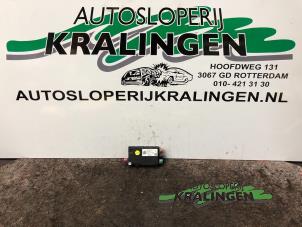 Gebruikte USB module Volkswagen Polo VI (AW1) 1.0 TSI 12V Prijs € 50,00 Margeregeling aangeboden door Autosloperij Kralingen B.V.