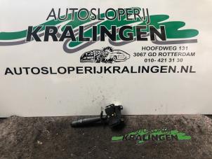 Gebruikte Knipperlicht Schakelaar Opel Vivaro 2.0 CDTI Prijs € 35,00 Margeregeling aangeboden door Autosloperij Kralingen B.V.