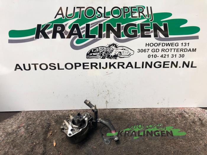 Gebruikte Vacuumpomp (Diesel) Fiat Doblo Cargo (223) 1.3 D 16V Multijet Prijs € 19,99 Margeregeling aangeboden door Autosloperij Kralingen B.V.