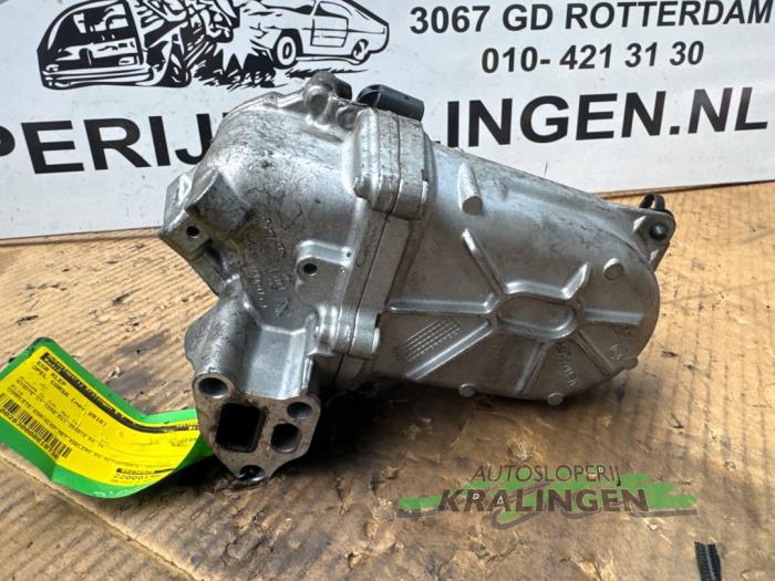 EGR Klep van een Opel Corsa D 1.3 CDTi 16V ecoFLEX 2010