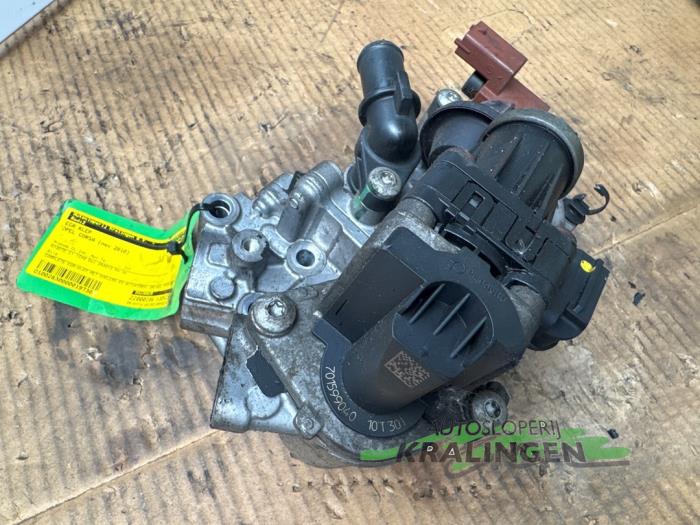 EGR Klep van een Opel Corsa D 1.3 CDTi 16V ecoFLEX 2010