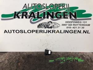 Gebruikte Gier sensor Volkswagen Caddy III (2KA,2KH,2CA,2CH) 2.0 SDI Prijs € 25,00 Margeregeling aangeboden door Autosloperij Kralingen B.V.