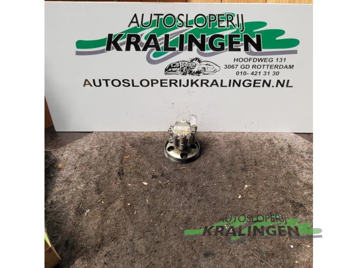 Gebruikte Pomp Servo Citroen C5 I Break (DE) 1.8 16V Prijs € 50,00 Margeregeling aangeboden door Autosloperij Kralingen B.V.