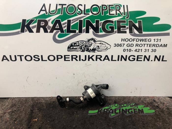Gebruikte Oliefilter Opel Corsa D 1.3 CDTi 16V ecoFLEX Prijs € 4,99 Margeregeling aangeboden door Autosloperij Kralingen B.V.