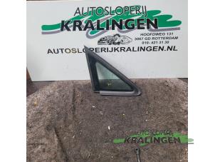 Gebruikte Driehoeks Ruit rechts-voor Volkswagen Caddy III (2KA,2KH,2CA,2CH) 2.0 SDI Prijs € 50,00 Margeregeling aangeboden door Autosloperij Kralingen B.V.