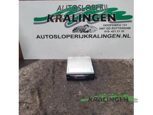 Gebruikte CD Wisselaar BMW 5 serie (E60) 525d 24V Prijs € 100,00 Margeregeling aangeboden door Autosloperij Kralingen B.V.