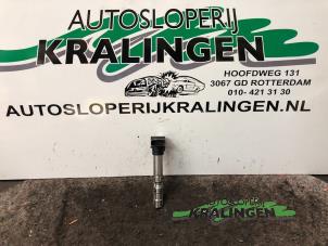 Gebruikte Pen Bobine Volkswagen Fox (5Z) 1.2 Prijs € 25,00 Margeregeling aangeboden door Autosloperij Kralingen B.V.