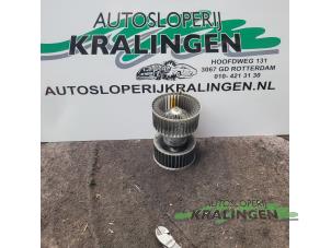 Gebruikte Aanjager BMW 3 serie Touring (E46/3) 320d 16V Prijs € 50,00 Margeregeling aangeboden door Autosloperij Kralingen B.V.