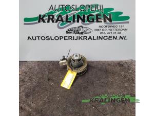Gebruikte Kachel Ventilatiemotor BMW 3 serie Compact (E36/5) 318 tds Prijs € 14,99 Margeregeling aangeboden door Autosloperij Kralingen B.V.