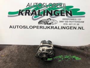 Gebruikte Dynamo Hyundai Lantra/Elantra II 1.6i GLS 16V Prijs € 50,00 Margeregeling aangeboden door Autosloperij Kralingen B.V.