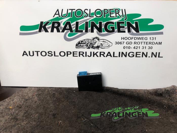 Gebruikte Computer Cruise Control BMW 3 serie (E46/2) 323 Ci 24V Prijs € 50,00 Margeregeling aangeboden door Autosloperij Kralingen B.V.