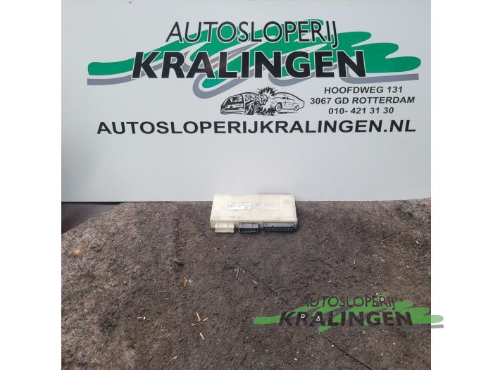 Gebruikte Comfort Module BMW 5 serie Touring (E39) 523i 24V Prijs € 50,00 Margeregeling aangeboden door Autosloperij Kralingen B.V.