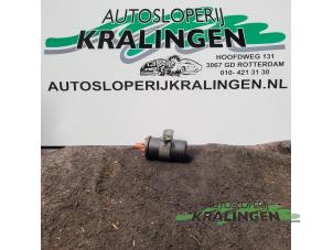 Gebruikte Bobine Mercedes E (W124) 2.0 200 E Prijs € 25,00 Margeregeling aangeboden door Autosloperij Kralingen B.V.