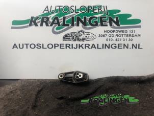 Gebruikte Motorrubber Mini Mini (R56) 1.6 16V Cooper Prijs € 35,00 Margeregeling aangeboden door Autosloperij Kralingen B.V.