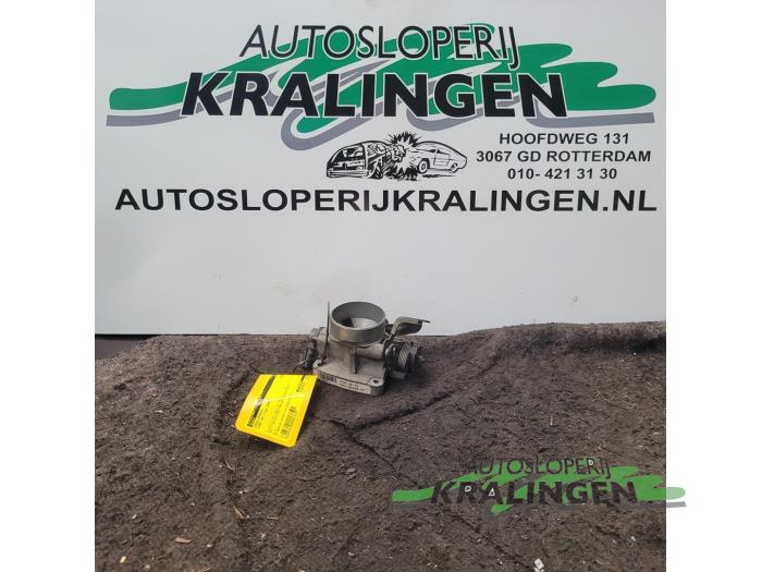 Gebruikte Gasklephuis Ford Ka I 1.3i Prijs € 25,00 Margeregeling aangeboden door Autosloperij Kralingen B.V.