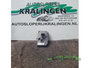 Gebruikte Module Trekhaak Peugeot Expert (G9) 2.0 HDi 140 16V Prijs € 75,00 Margeregeling aangeboden door Autosloperij Kralingen B.V.