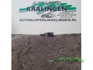 Gebruikte Pinker Schakelaar BMW 5 serie Touring (E39) 530d 24V Prijs € 25,00 Margeregeling aangeboden door Autosloperij Kralingen B.V.