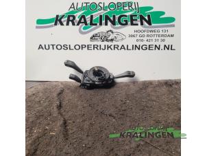 Gebruikte Combischakelaar Stuurkolom BMW 5 serie (E39) 528i 24V Prijs € 50,00 Margeregeling aangeboden door Autosloperij Kralingen B.V.