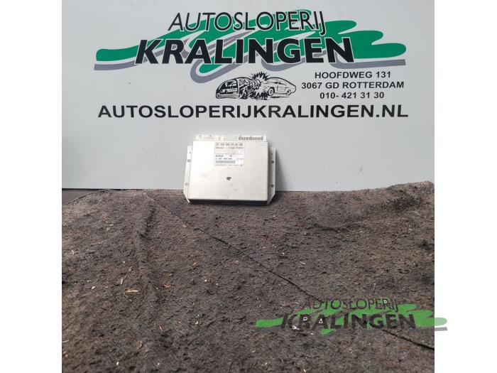 Esp computer van een Mercedes-Benz E (W210) 2.2 E-200 CDI 16V 2000