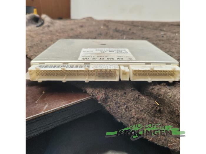 Esp computer van een Mercedes-Benz E (W210) 2.2 E-200 CDI 16V 2000